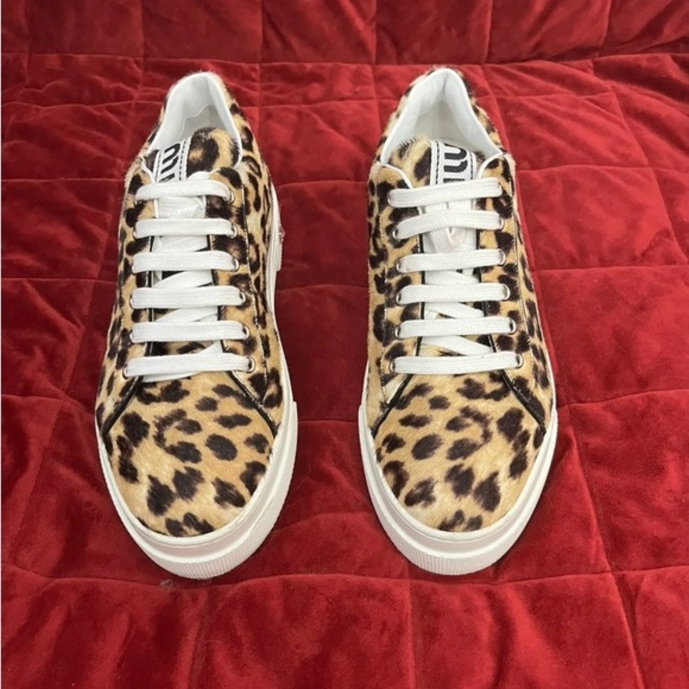 Miu Miu Crystal Cheetah Print-Dyed Calf Hair   Sz 39.5 Like new.